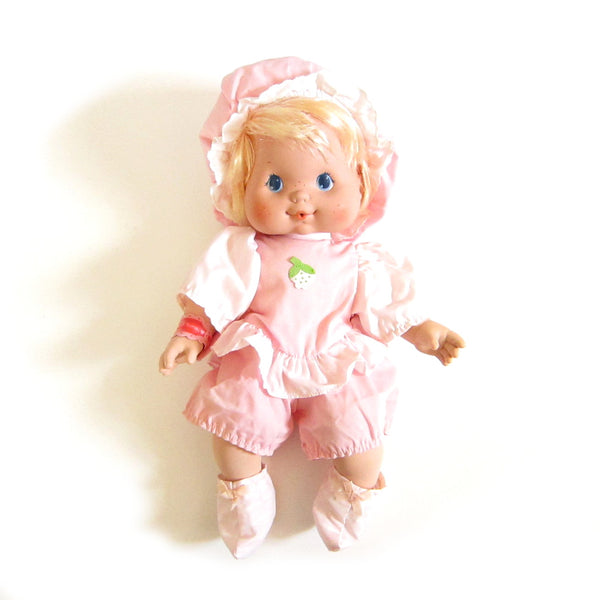 New Vintage Strawberry Shortcake Baby Needs A Name Doll Complete w Bracelets