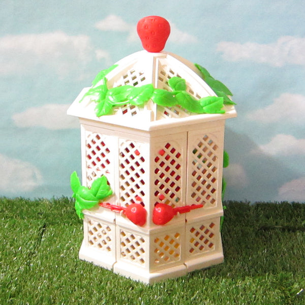 Shops Vintage STRAWBERRY SHORTCAKE Gazebo