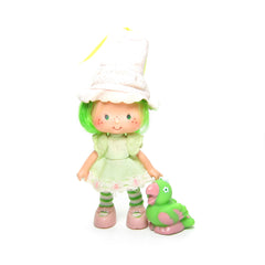 Lime Chiffon Strawberry Shortcake doll with Parfait parrot pet